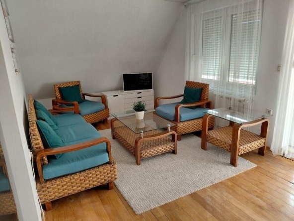 Дава се под наем Двустаен апартамент в София, Хладилника - 73 кв.м за 650 € - Снимка #1