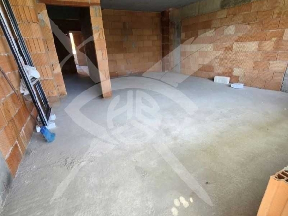 Тристаен апартамент в Стара Загора, Била - 132 кв.м за 1500 €/кв.м - Снимка #1