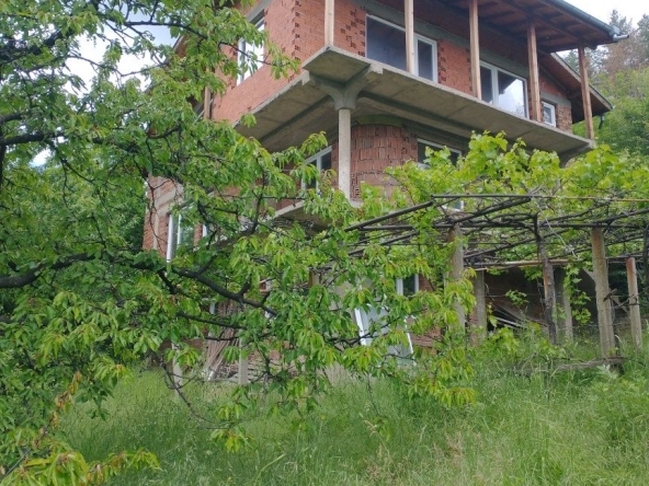 Къща в Дупница - 360 кв.м за 550 €/кв.м - Снимка #1
