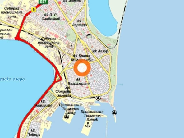 Четиристаен апартамент в Бургас, Възраждане - 100 кв.м за 2000 €/кв.м - Снимка #1