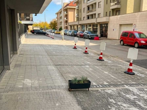 Дава се под наем Гараж / Паркомясто в Пловдив, Христо Смирненски - 13 кв.м за 90 € - Снимка #1