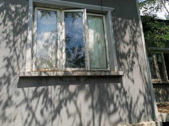 Къща в с. Крушари, Област Добрич - 93 кв.м за 146 €/кв.м - Снимка #1