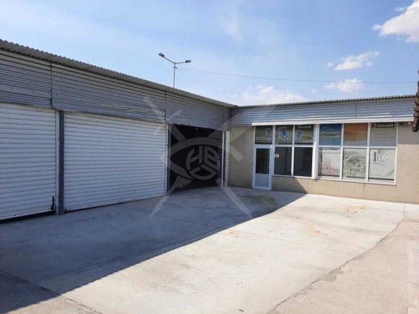 Дава се под наем Склад в Стара Загора, Кольо Ганчев - 70 кв.м за 430 € - Снимка #1